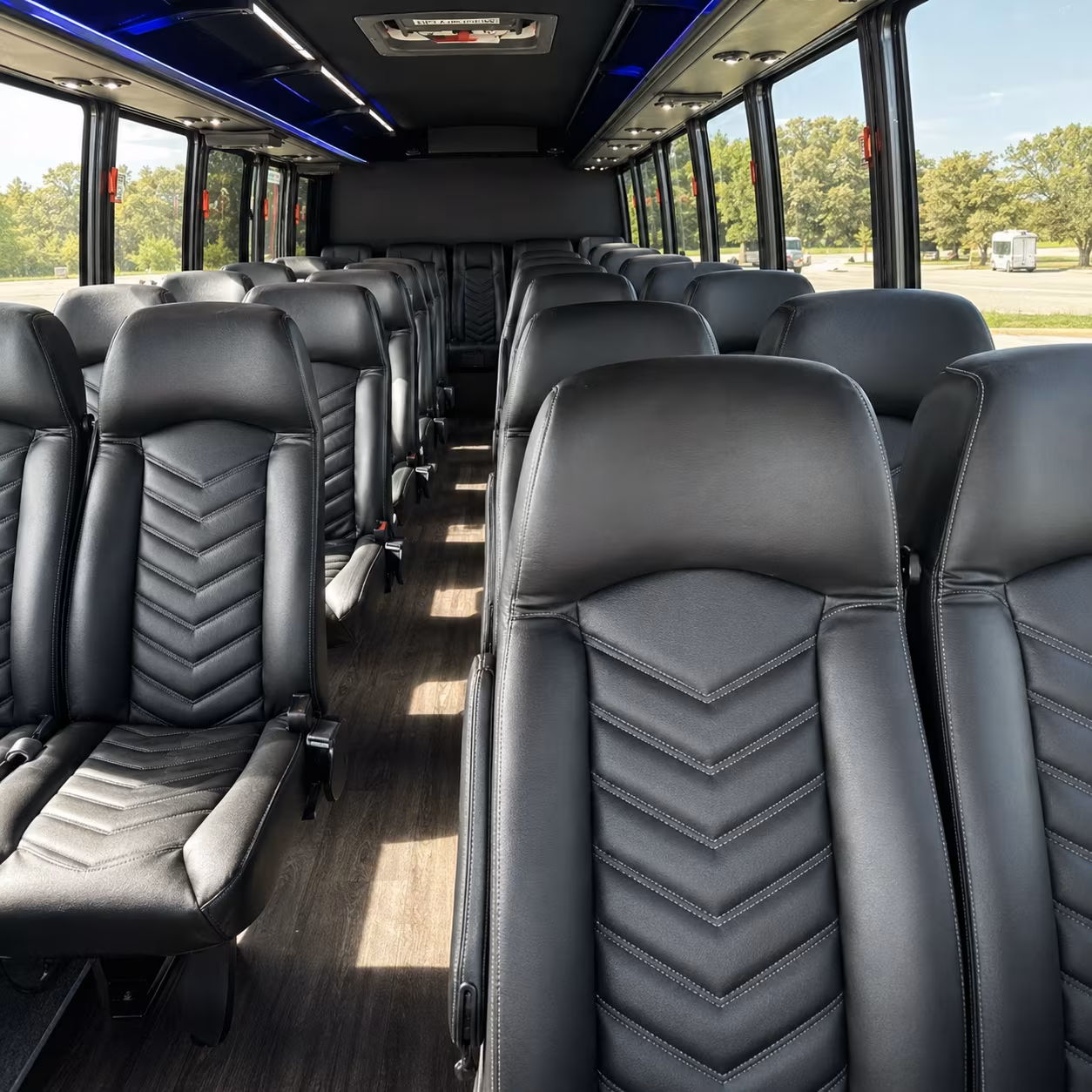 can i book a one way a round trip or a multi day package in el monte