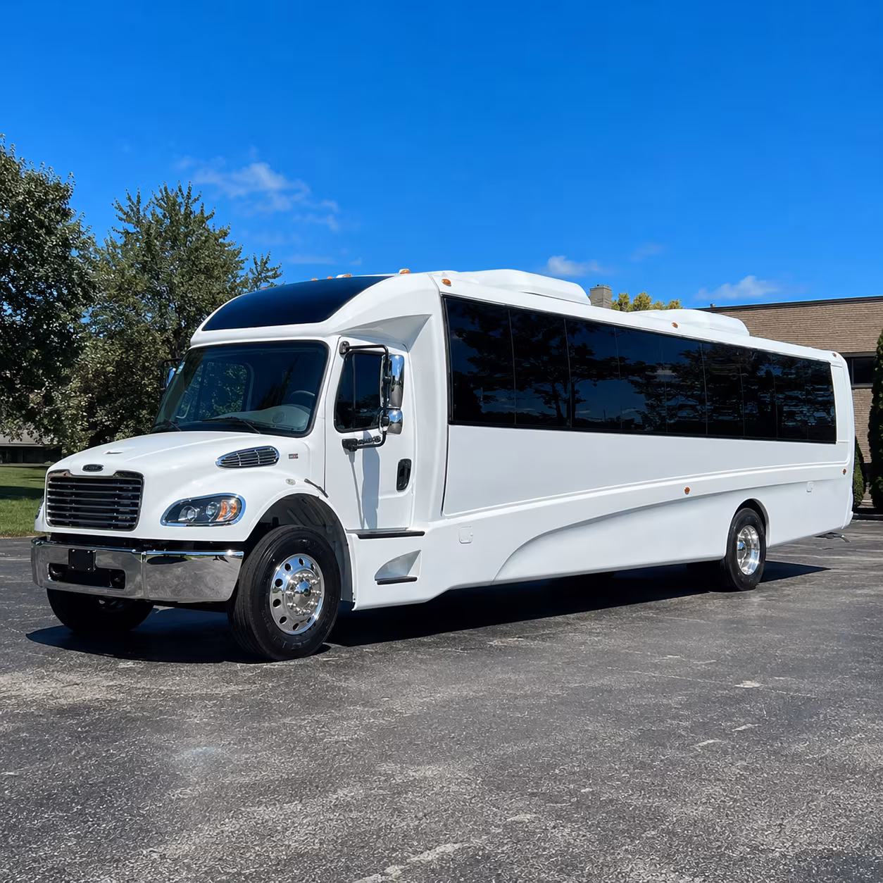 el monte 15 passenger minibus