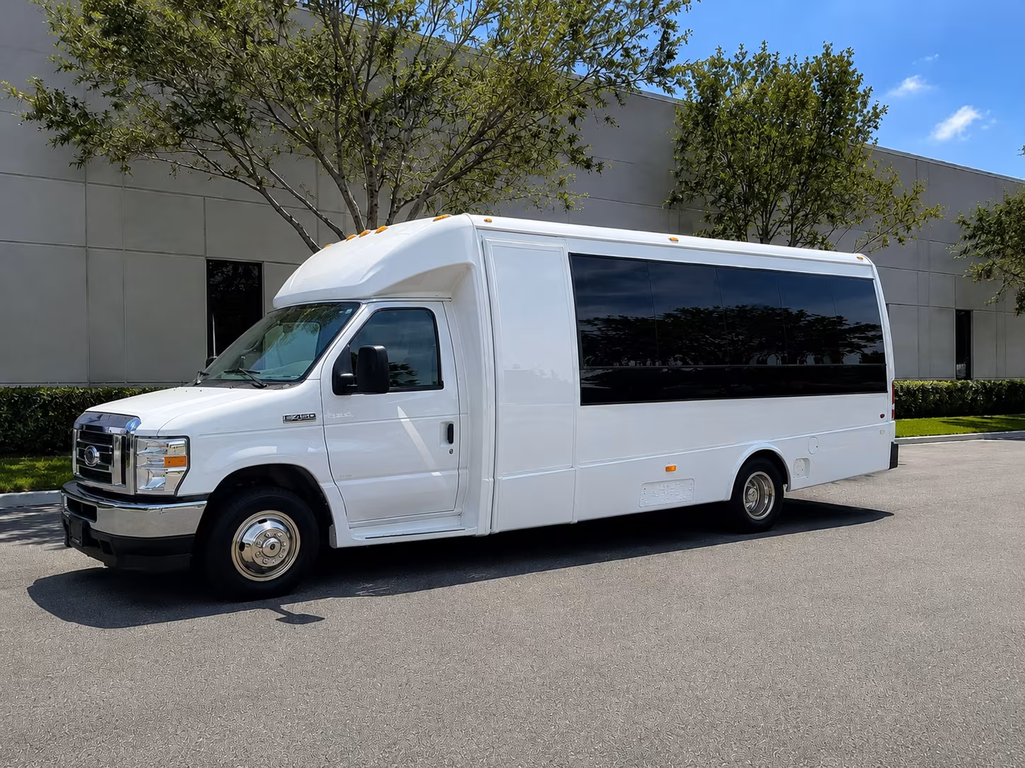 el monte airport transportation onboard seating