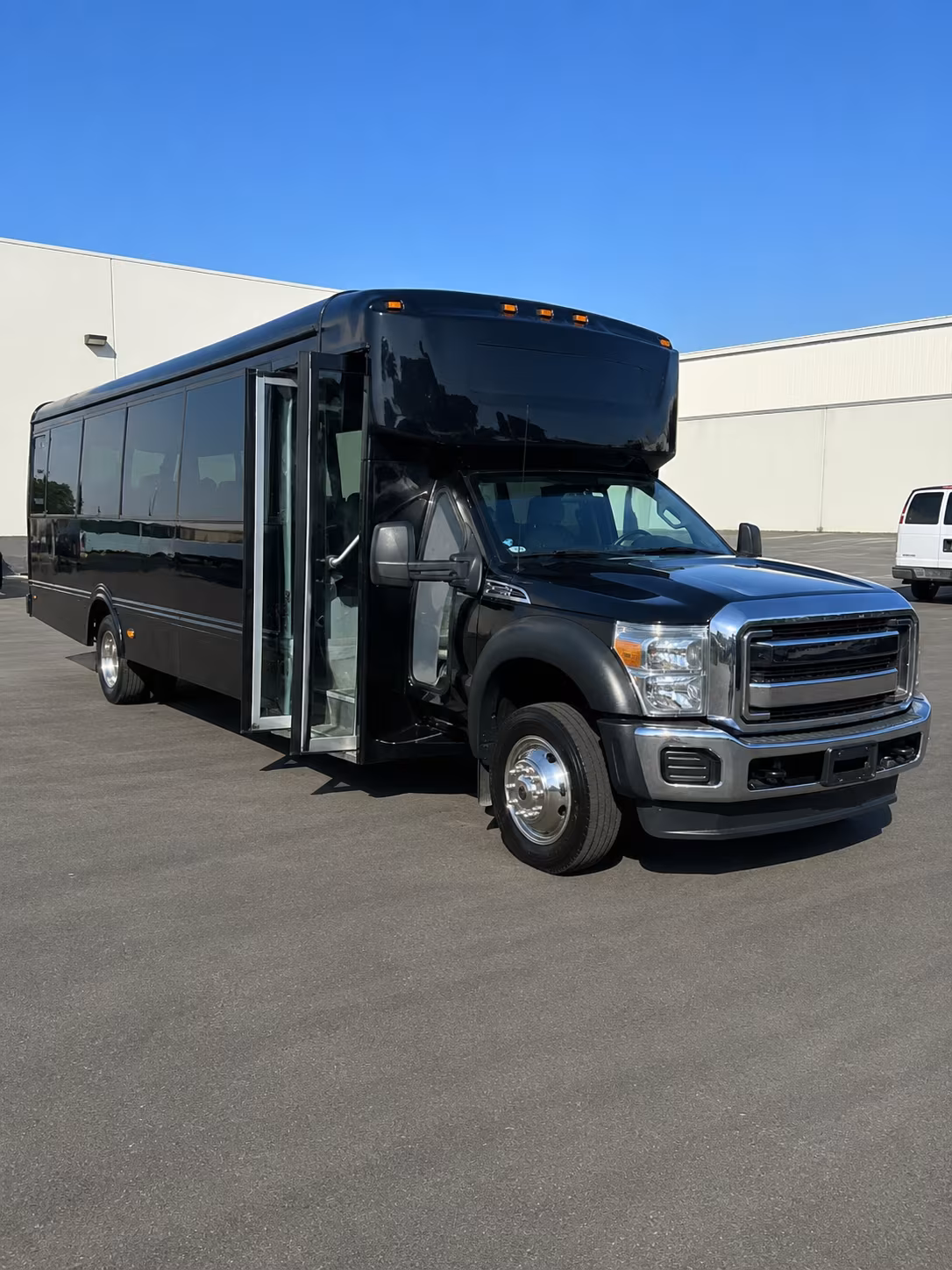 party buses for el monte bachelorette and bachelor celebrations